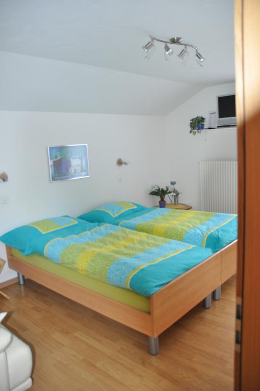 Apartmenthaus Holiday Saas-Fee Rom bilde